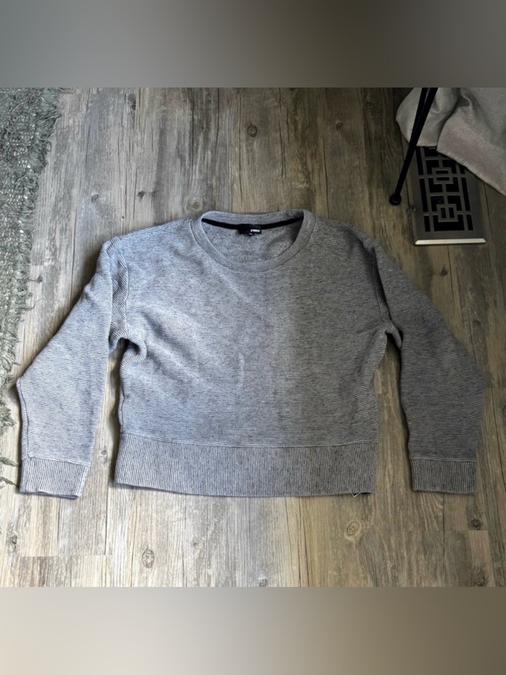 Wilfred Free Gray Ribbed Sweater Size Medium